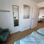 Nordsee Panorama Direkt Am Wasser Hafenblick Pellworm