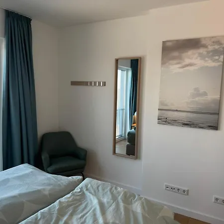 Nordsee Panorama Direkt Am Wasser Hafenblick Pellworm